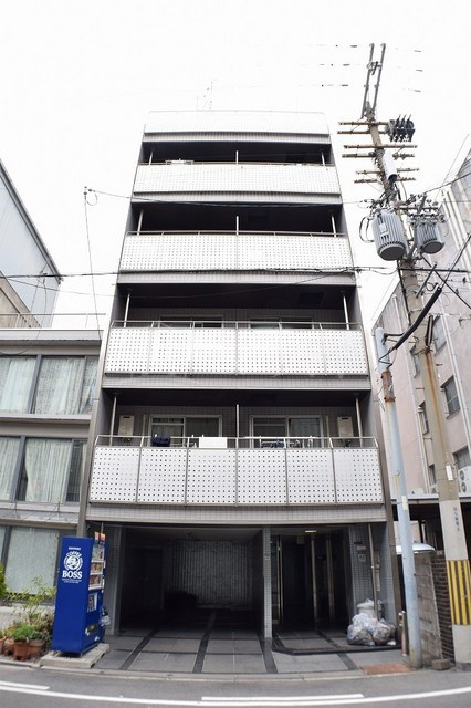 プリエール京町堀の外観