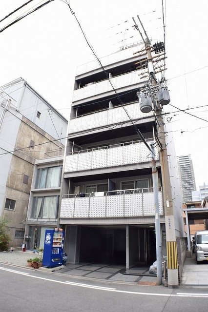 プリエール京町堀の外観