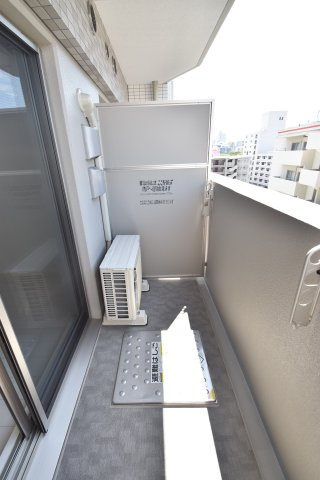 エスリード京橋WESTのバルコニー