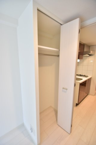 大阪市都島区中野町１丁目の賃貸マンションの収納