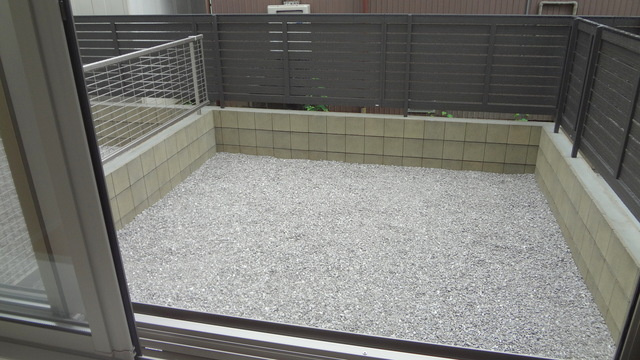 （シニア限定）Village Daishi Hills 四番館の庭|プランター栽培も出来る専用庭