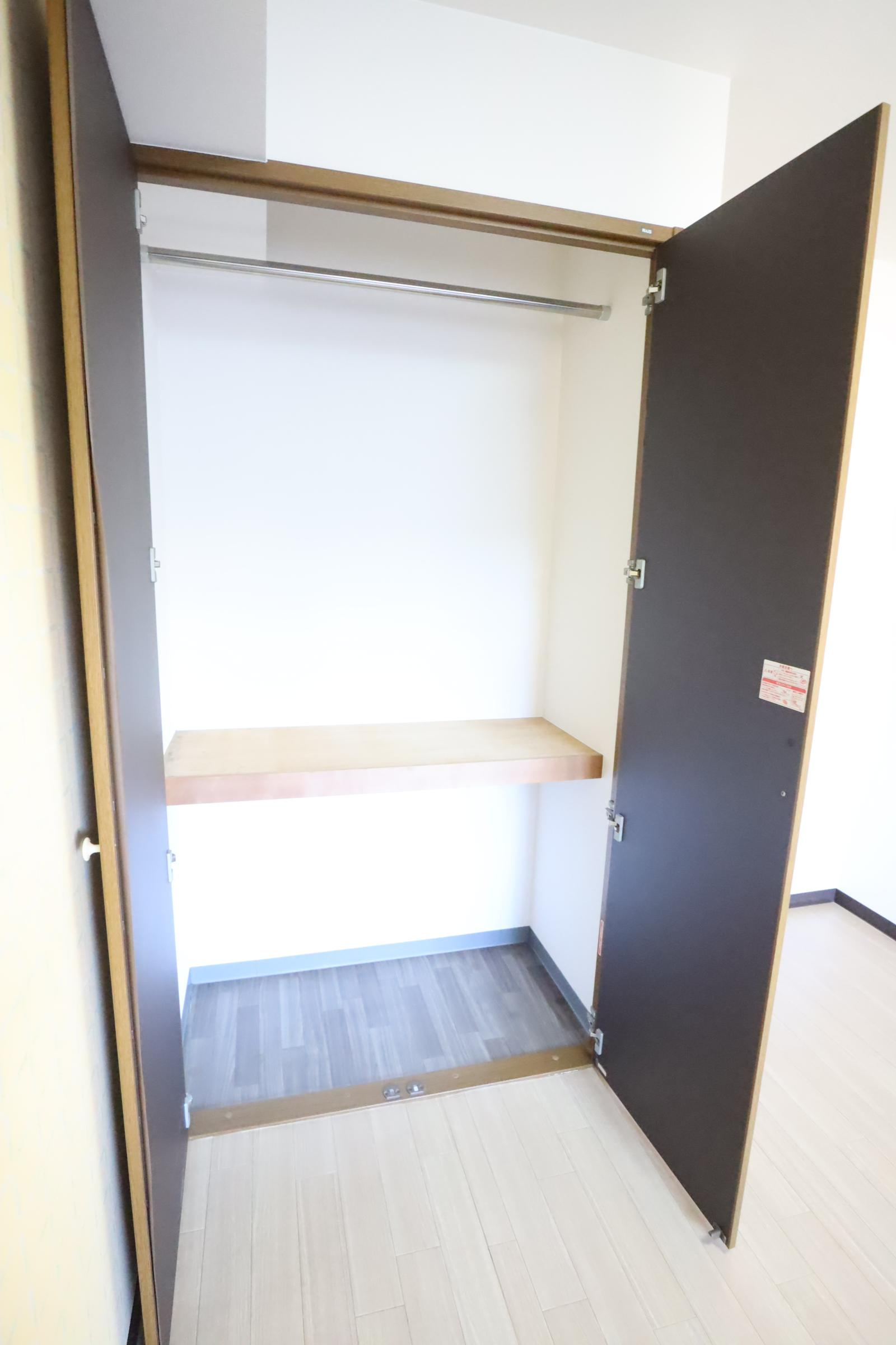 大阪市都島区都島北通２丁目の賃貸マンションの収納