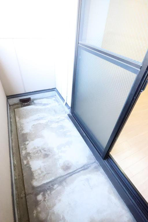 大阪市都島区都島北通２丁目の賃貸マンションのバルコニー