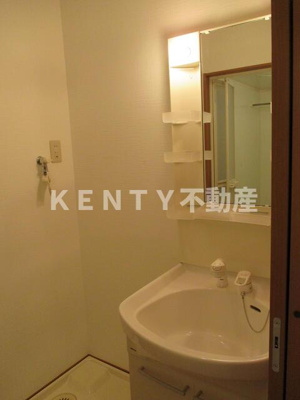 【洗面所】 | ＲＯＵＮＤ，７ | 広い洗面スペース