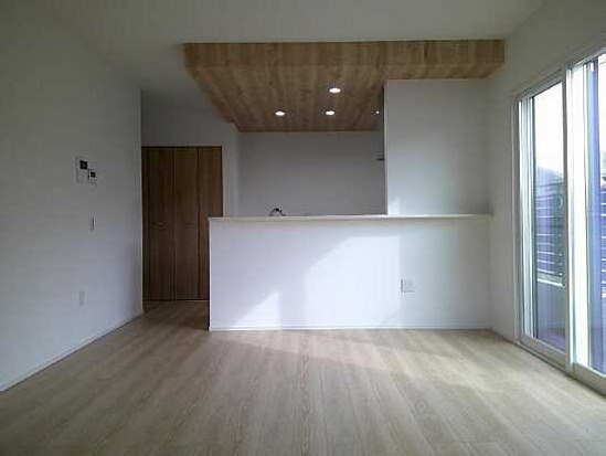 【居間・リビング】