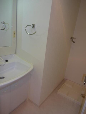 【設備】 | ダイナシティ田端 | 洗濯機置場 