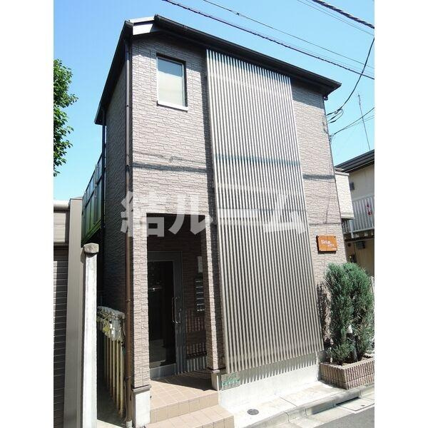 豊島区長崎３丁目のアパートのエントランス