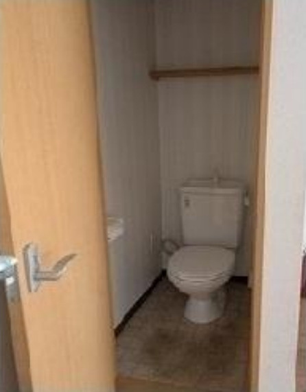 赤松店舗・事務所のトイレ