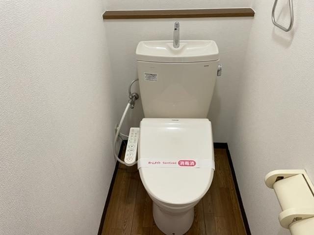 メイプルハウスのトイレ|シャワー付トイレ