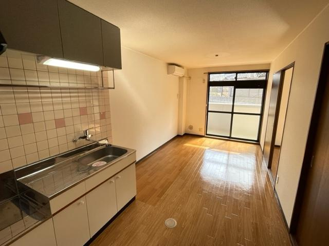 メイプルハウスのキッチン|キッチン