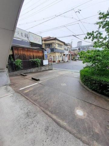 アルモニーＢの駐車場|駐車場があるので、車を買う予定の方も安心です