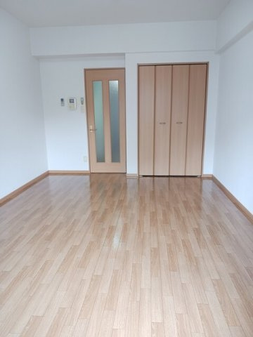 エレガンス・ＳＴの内装|内装は落ち着いています