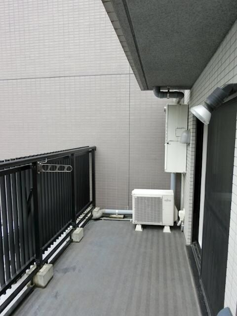 ＺＯＯＭ飯田橋のバルコニー