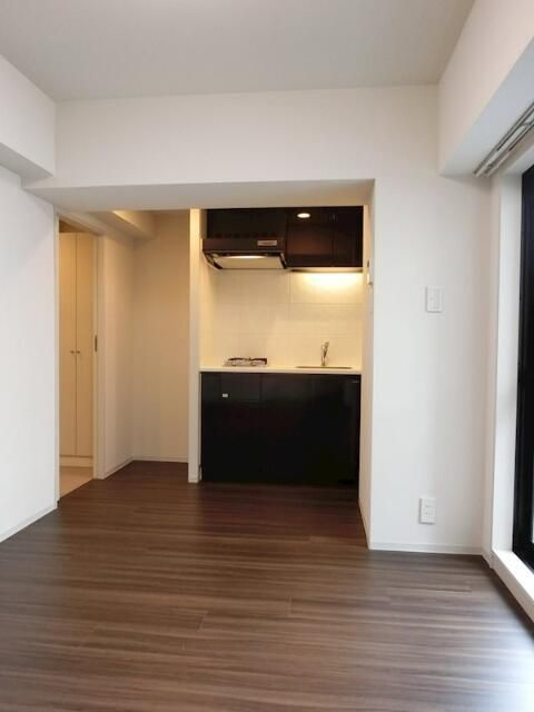 ＺＯＯＭ飯田橋の居間・リビング