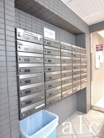 プロスペアー中野富士見町のその他共用部分|集合ポストです