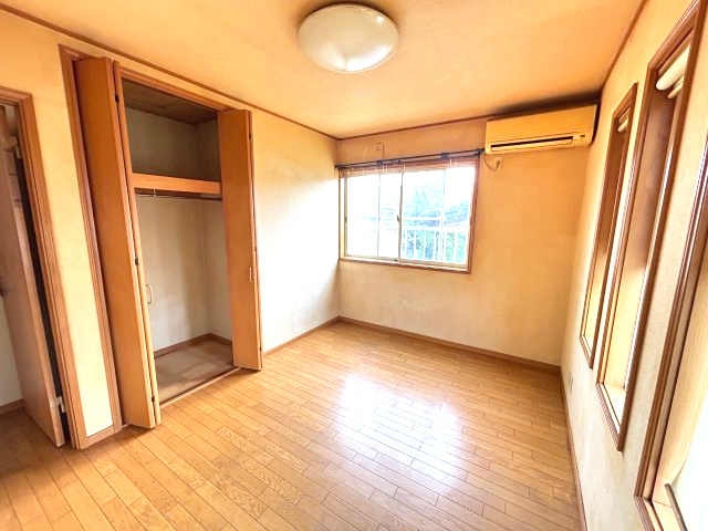 【洋室】 | WIC有　渋川市渋川　中古戸建　3SLDK