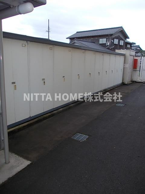 メゾン桜Ⅰのその他共用部分|外部トランクは無料で使用OK◎