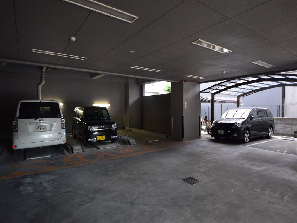 ソラーレＮの駐車場|ソラーレＮ　駐車場