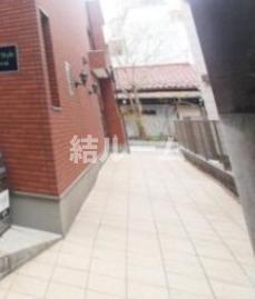 練馬区貫井２丁目のアパートのエントランス