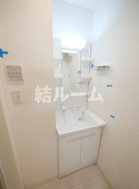 練馬区貫井２丁目のアパートの洗面所