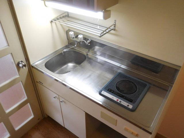 万葉ハイツ水無瀬のキッチン