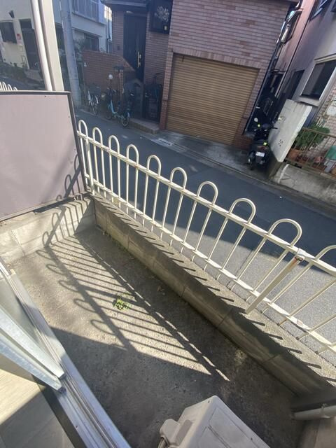 日宏ハイツＡ棟のバルコニー
