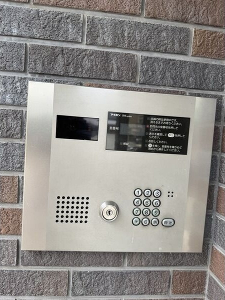 グランデ城西のエントランス