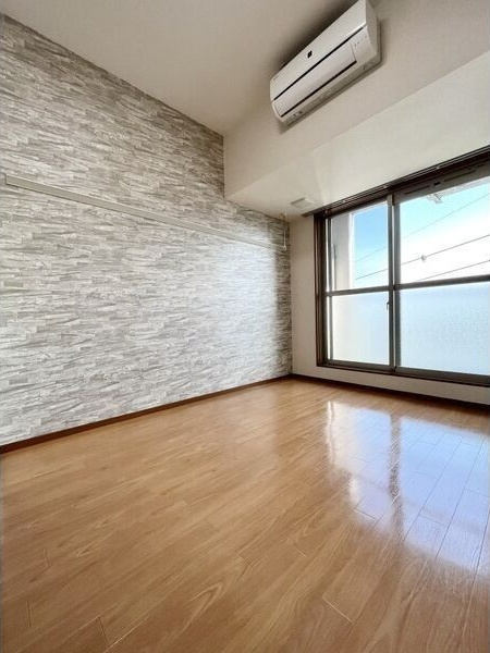 グランデ城西の居間・リビング