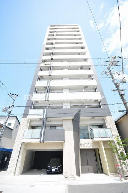 アドバンス大阪ルーチェの外観