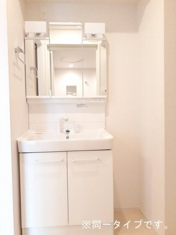 ルアナ　　刈谷市近郊の賃貸はクラスホームの洗面所|コンパクトで使いやすい洗面所