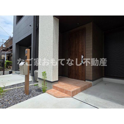 【エントランス】 | 北名古屋市能田蓮池戸建