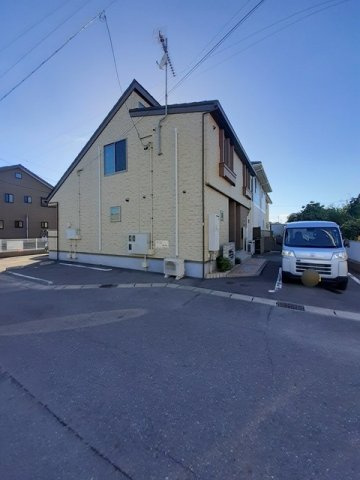 サニーレジデンス　２　　刈谷市近郊の賃貸はクラスホームの駐車場|駐車場に車を止められます