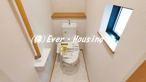 練馬区土支田３丁目　新築限定１棟のトイレ