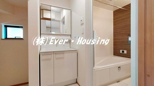 練馬区土支田３丁目　新築限定１棟の独立洗面台