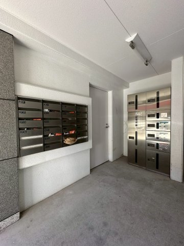 アクティス・センリの内装