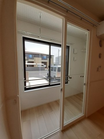 ミュール・ヴァリⅠ　　刈谷市近郊の賃貸はクラスホームのバルコニー|きれいな内装です