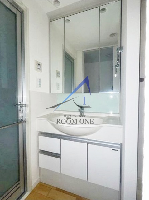 Feel　U　旗の台の洗面所|独立洗面台です。