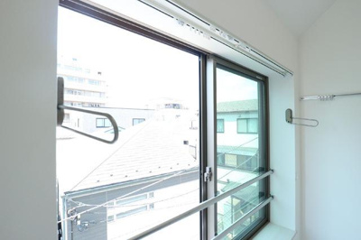 【内装】 | グランスタイル町屋 | 設備 室内物干し 