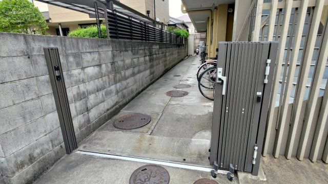 【エントランス】 | ロイヤルシティ