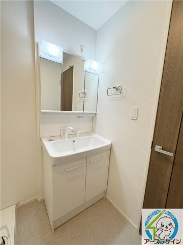 ヒカルサ稲美天満　Ⅱの独立洗面台|※同施工会社の同タイプ写真