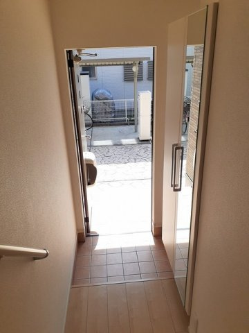 シリウスＳＴ　　刈谷市近郊の賃貸はクラスホームの玄関|ゆったりとした玄関です