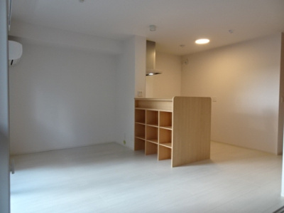 【居間・リビング】 | ソッレヴァンテ