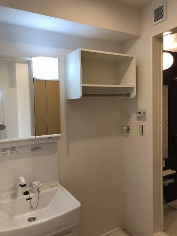 リバティー半崎　　刈谷市近郊の賃貸はクラスホームの洗面所|使いやすい洗面所です