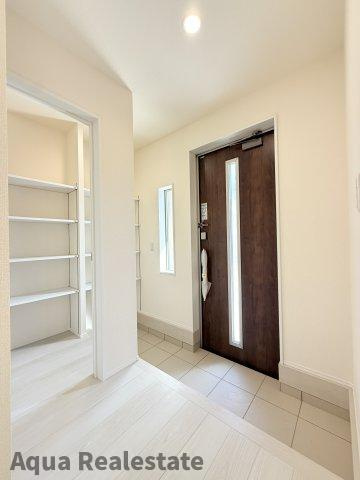 リーブルガーデン坂出市林田町第七のキッチン|同タイプキッチン（フロントパネル色は変更の可能性あります）