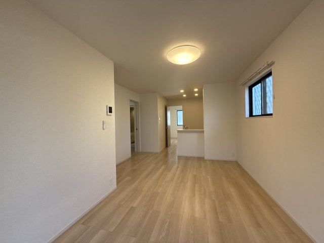 マウントック・ルルⅡの居間・リビング