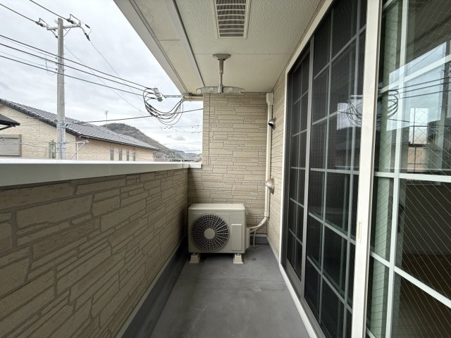 サンヴェールＩＳ　Ｂの駐車場