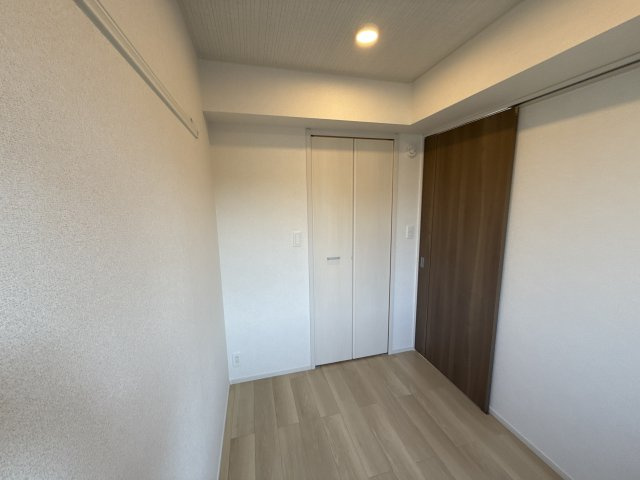 エレマスタの洋室