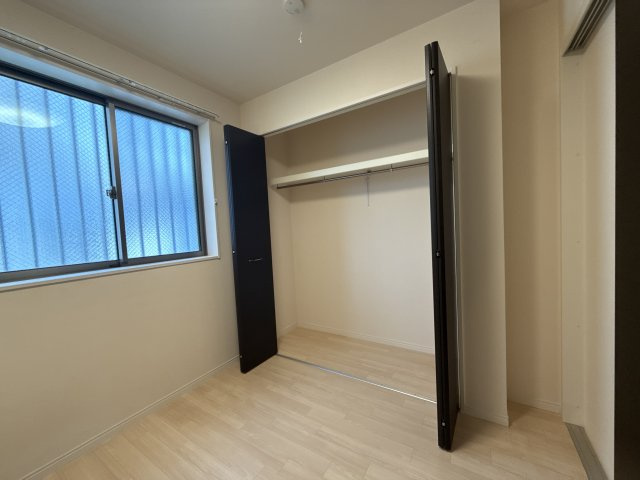 アベニール上野田の玄関|シューズボックス