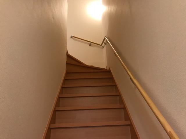 パーチェの内装|階段