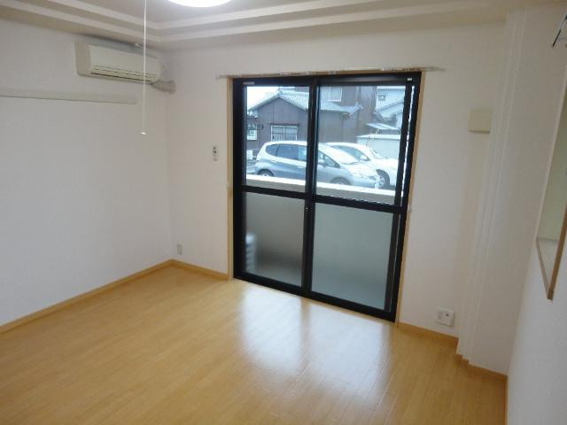 フルハウスＡ棟の内装|室内